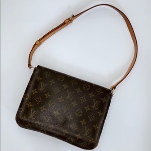 AUTHENTIC Louis Vuitton Musette Tango Bag